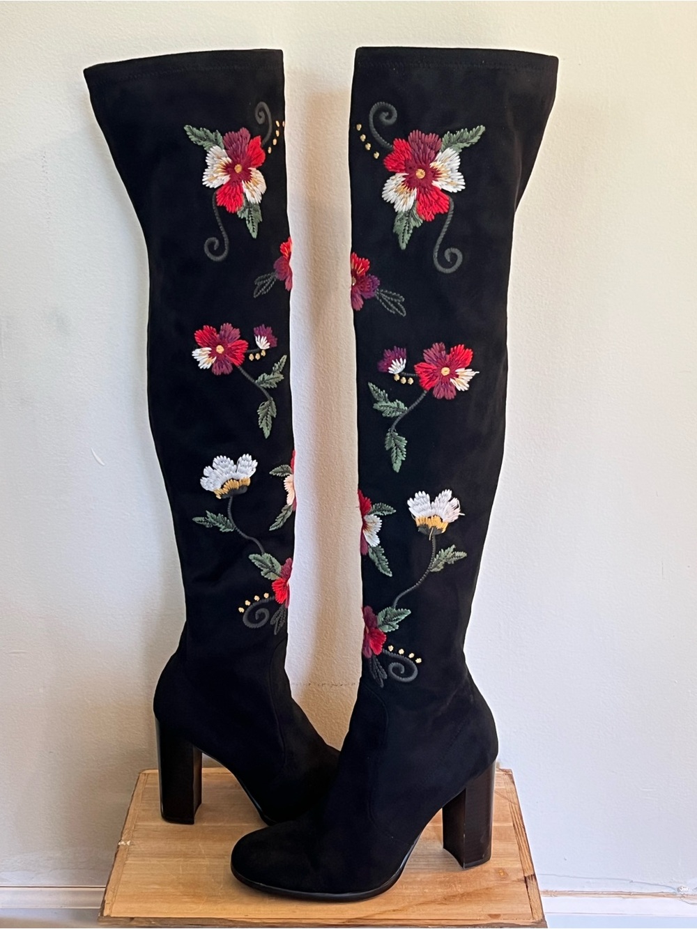 Sam Edelman Over Knee Boots Black Suede Embroidered Floral Thigh High Size 8